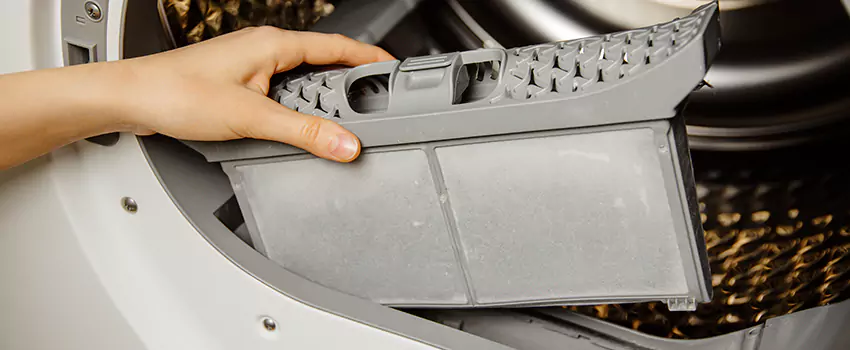 Signs Of A Clogged Dryer Lint Trap in Newark, Delaware